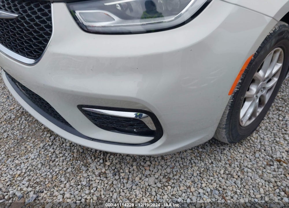 2021 CHRYSLER PACIFICA TOURING L VIN: 2C4RC1BG3MR589300