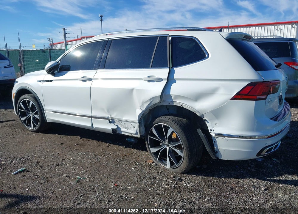 2024 VOLKSWAGEN TIGUAN 2.0T SEL R-LINE VIN: 3VV4B7AXXRM032112