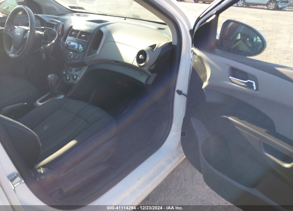 2014 CHEVROLET SONIC VIN: 1G1JC5SH3E4104762