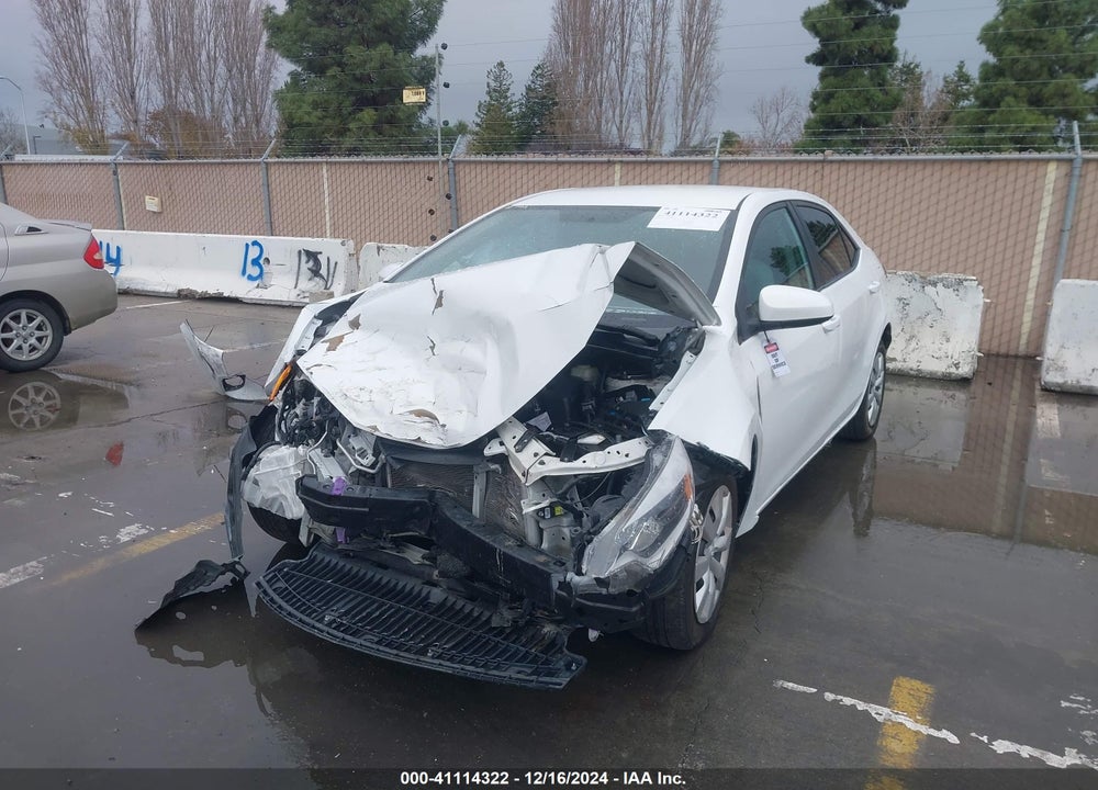 2015 TOYOTA COROLLA LE VIN: 5YFBURHE3FP298608