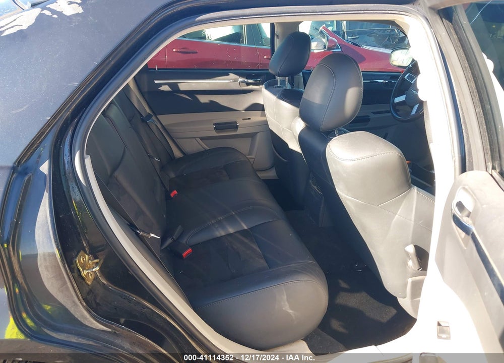 2007 CHRYSLER 300C SRT8 VIN: 2C3LA73W97H627082
