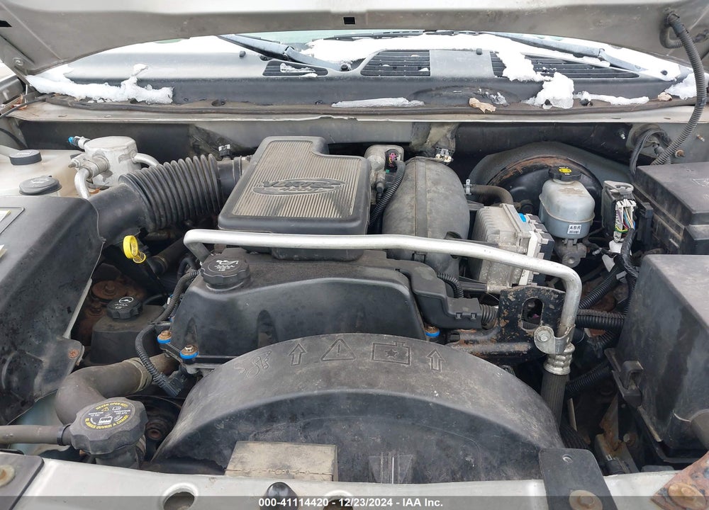 2005 CHEVROLET TRAILBLAZER LS VIN: 1GNDT13S652294583