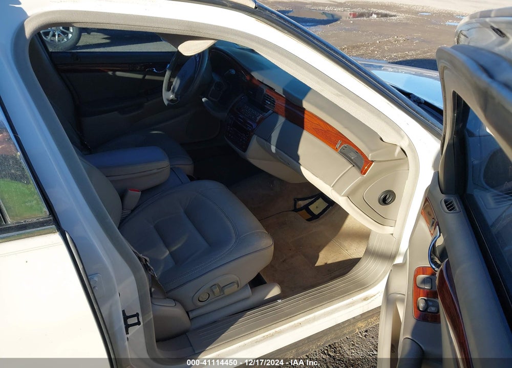 2001 CADILLAC DEVILLE STANDARD VIN: 1G6KD54Y71U213650