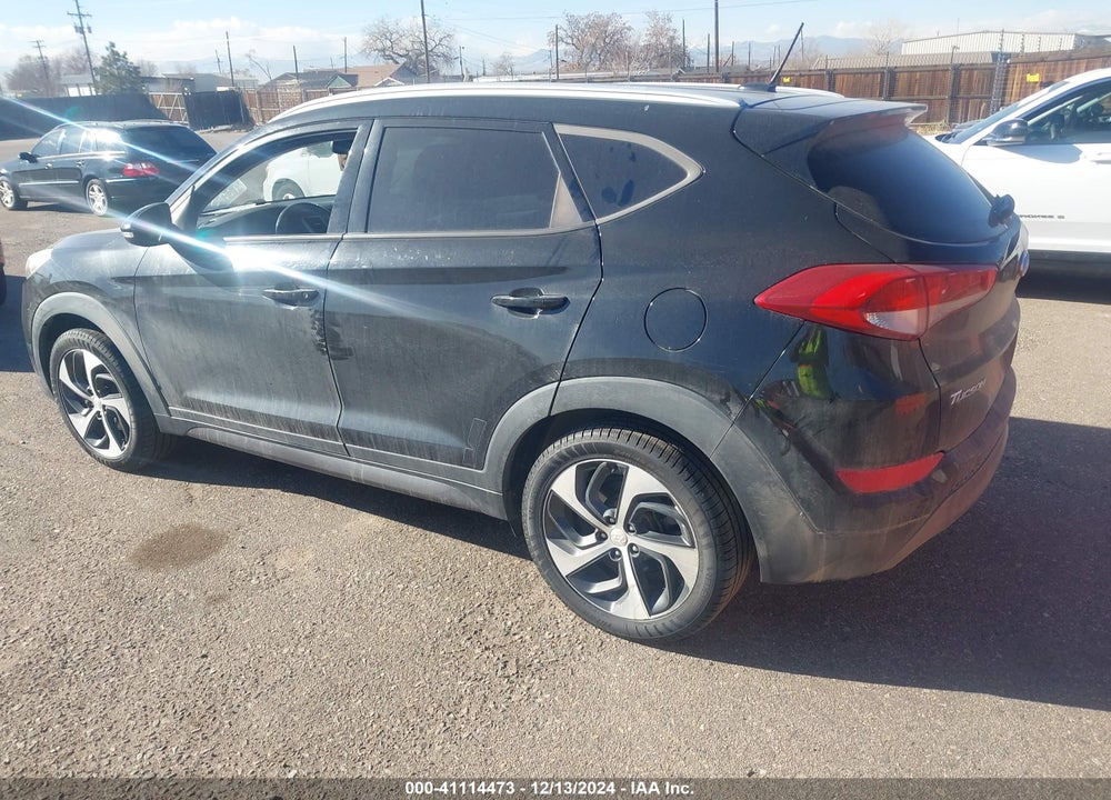 2016 HYUNDAI TUCSON SPORT VIN: KM8J3CA29GU221124