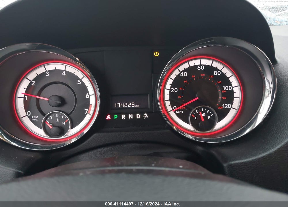 2013 DODGE GRAND CARAVAN SXT VIN: 2C4RDGCG2DR582997