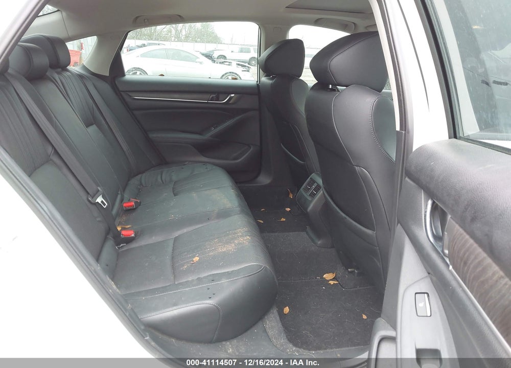 2018 HONDA ACCORD TOURING 2.0T VIN: 1HGCV2F95JA040894