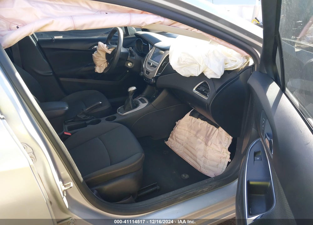 2016 CHEVROLET CRUZE VIN: 1G1BB5SM8G7269647
