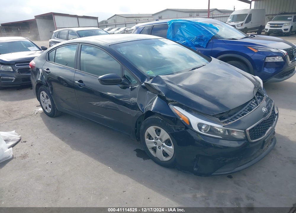 2017 KIA FORTE LX VIN: 3KPFK4A76HE050914