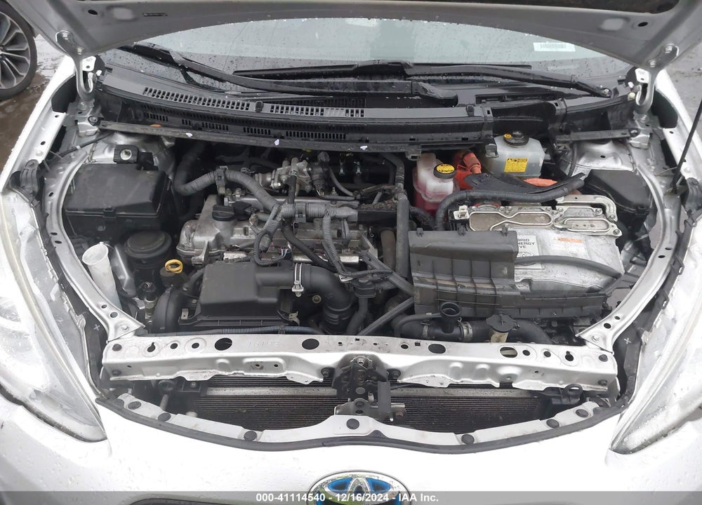 2016 TOYOTA PRIUS C TWO VIN: JTDKDTB3XG1122309
