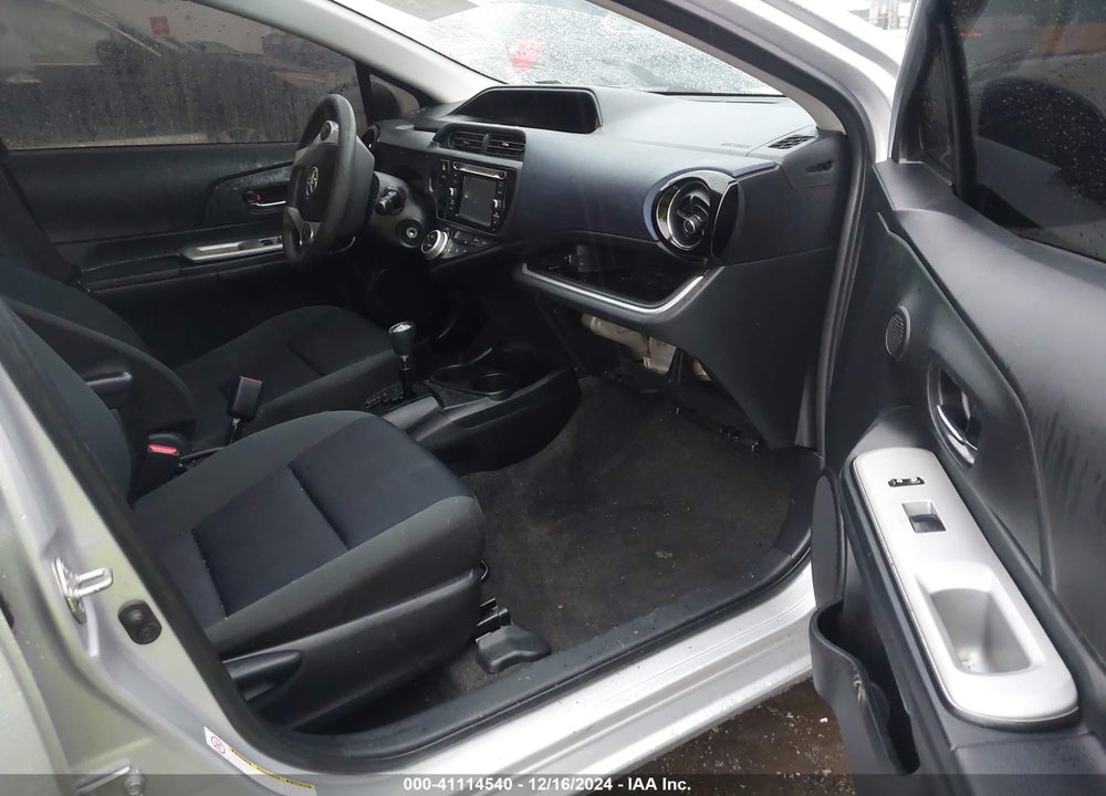 2016 TOYOTA PRIUS C TWO VIN: JTDKDTB3XG1122309