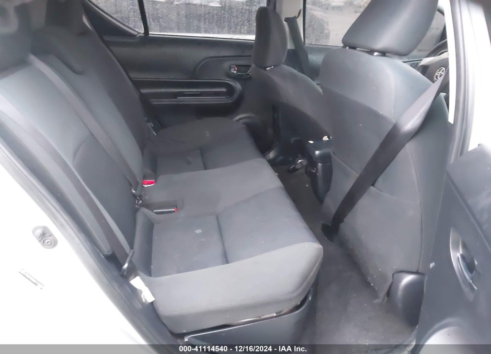 2016 TOYOTA PRIUS C TWO VIN: JTDKDTB3XG1122309
