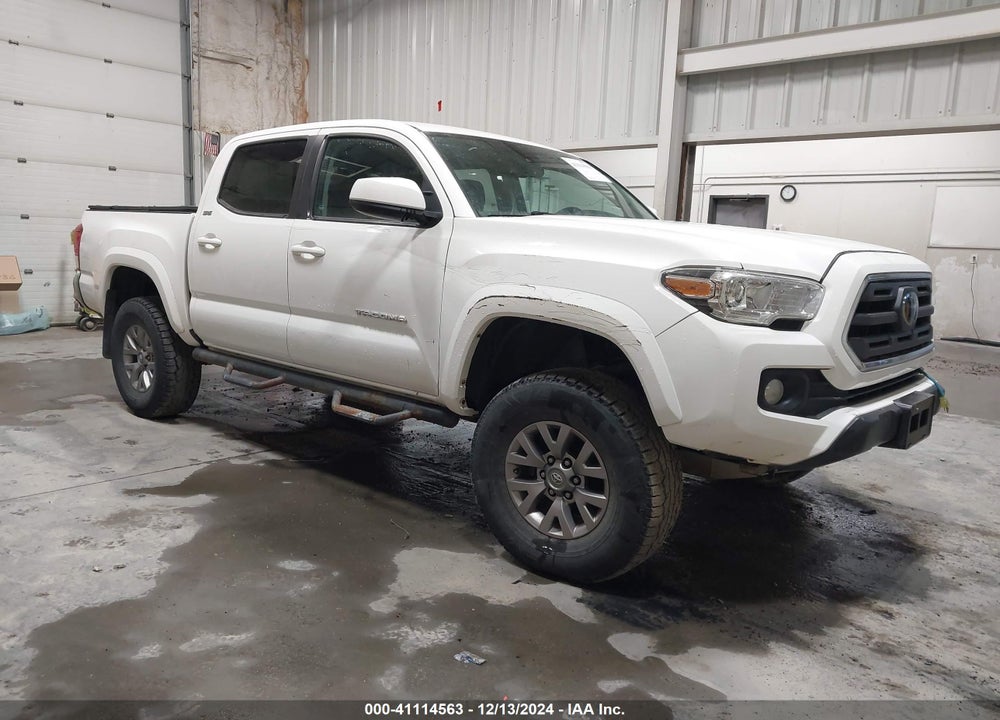 2019 TOYOTA TACOMA SR5 V6 VIN: 3TMCZ5AN8KM253383