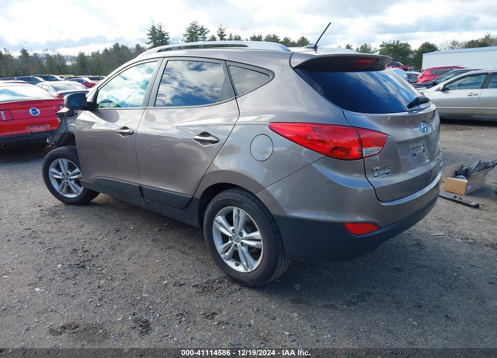 2012 HYUNDAI TUCSON GLS VIN: KM8JUCAC8CU545570