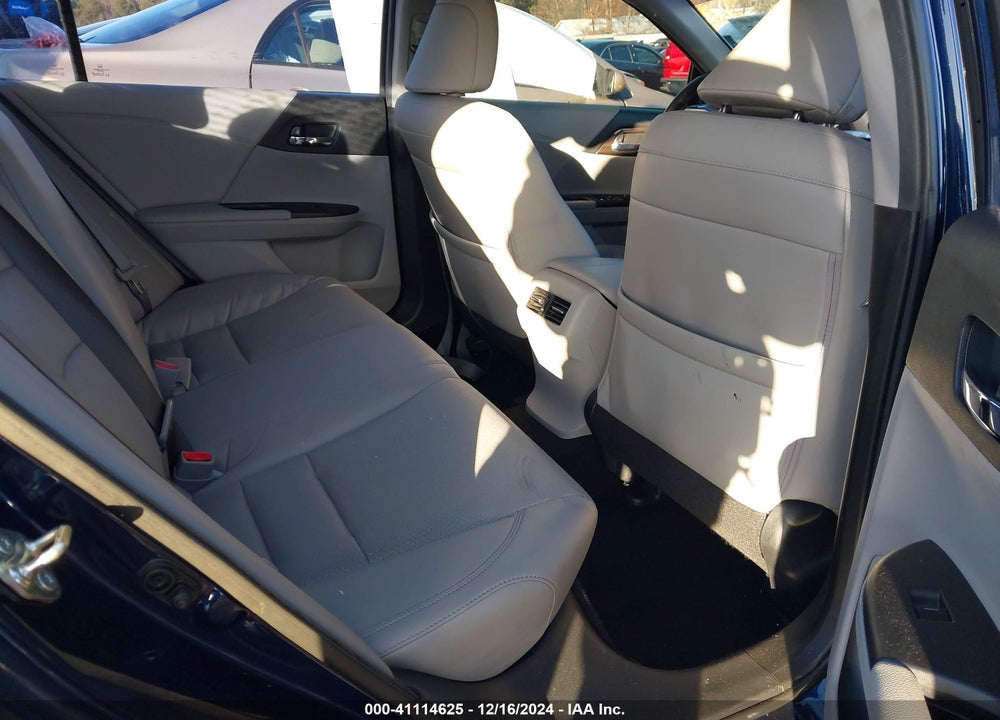 2016 HONDA ACCORD EX-L VIN: 1HGCR2F80GA137957