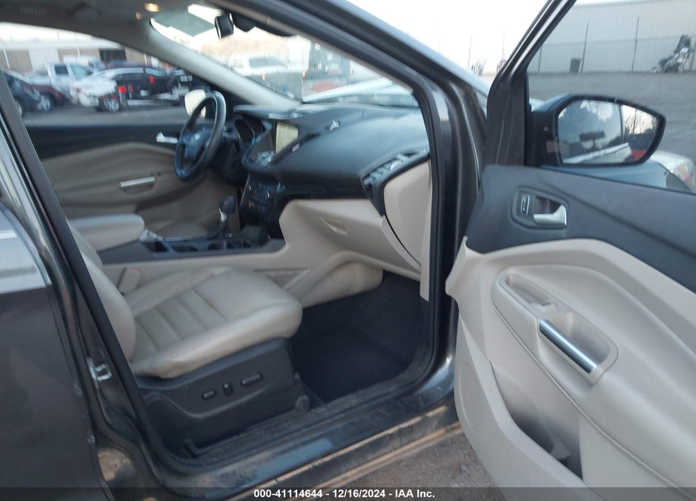 2017 FORD ESCAPE VIN: 1FMCU0J96HUB91258