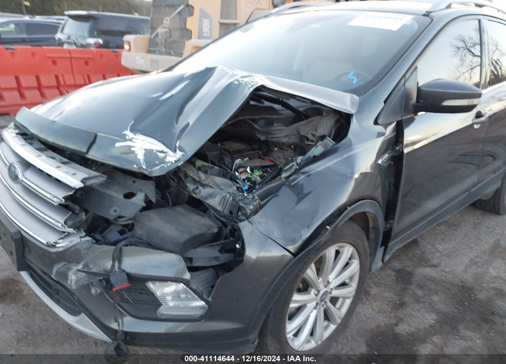 2017 FORD ESCAPE VIN: 1FMCU0J96HUB91258