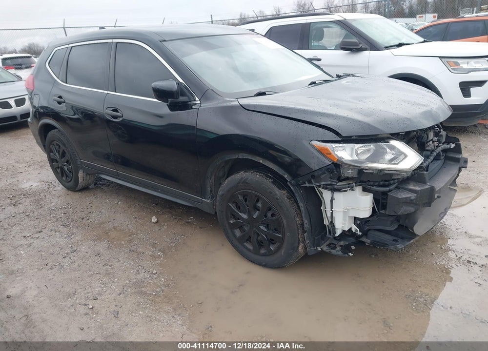 2018 NISSAN ROGUE S VIN: JN8AT2MT8JW451305