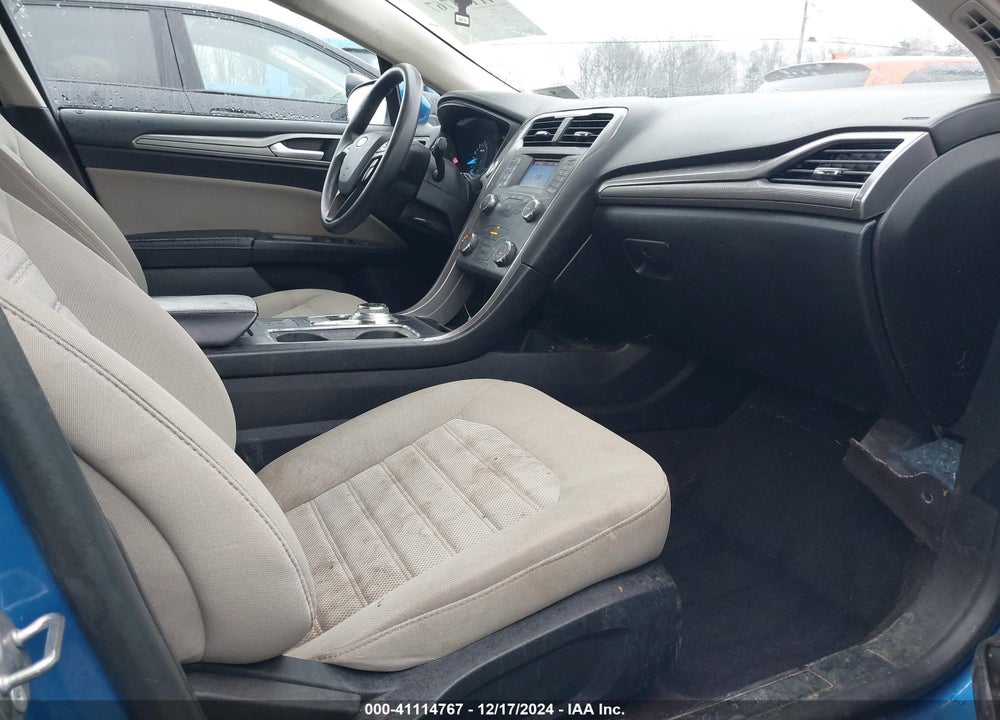 2020 FORD FUSION VIN: 3FA6P0G70LR223416