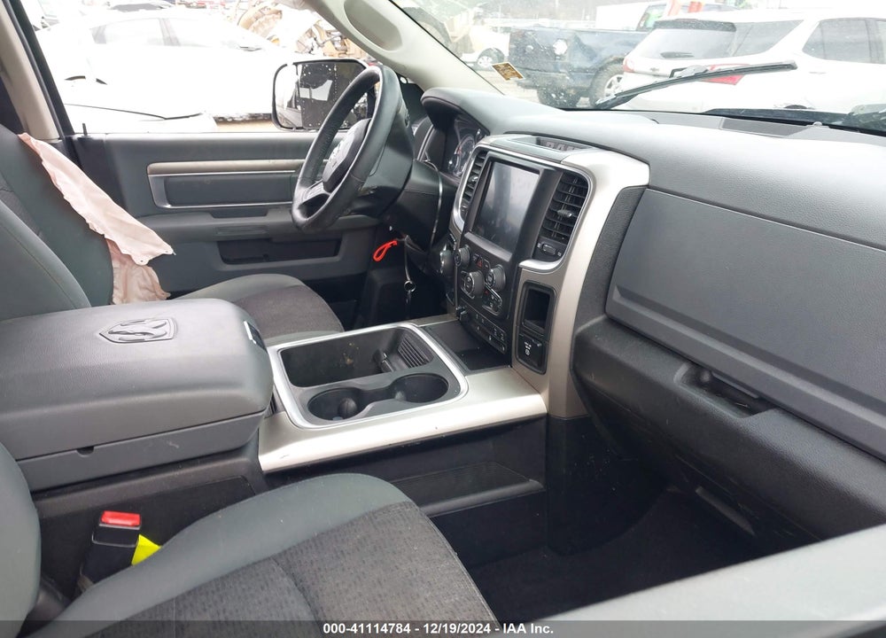 2016 RAM 1500 VIN: 1C6RR7TT9GS165322