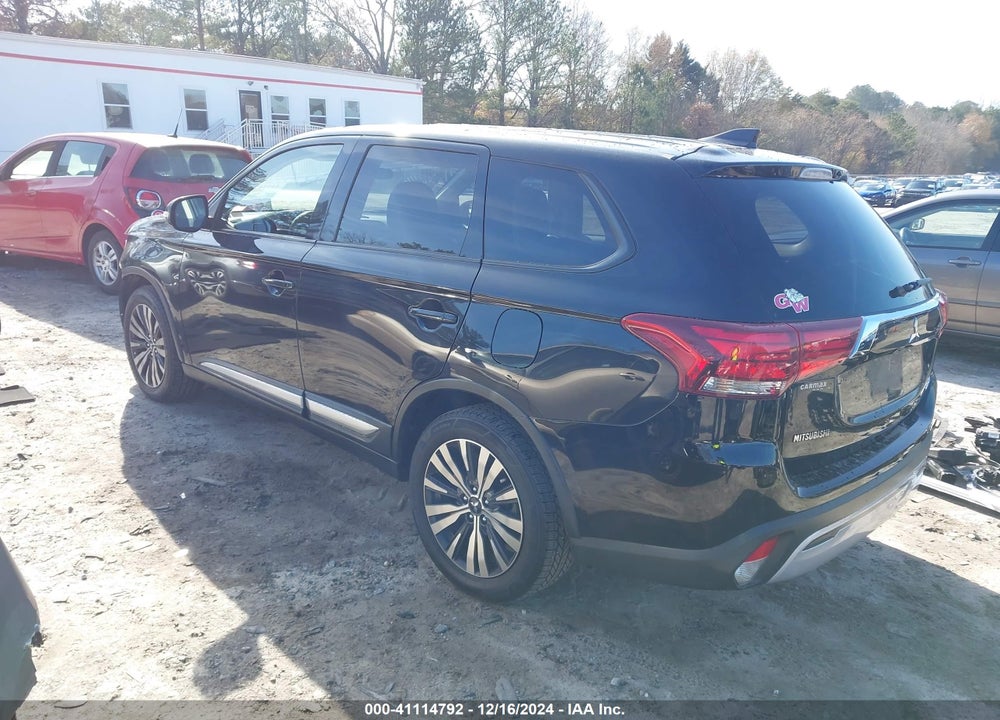 2019 MITSUBISHI OUTLANDER SE VIN: JA4AD3A39KZ013809