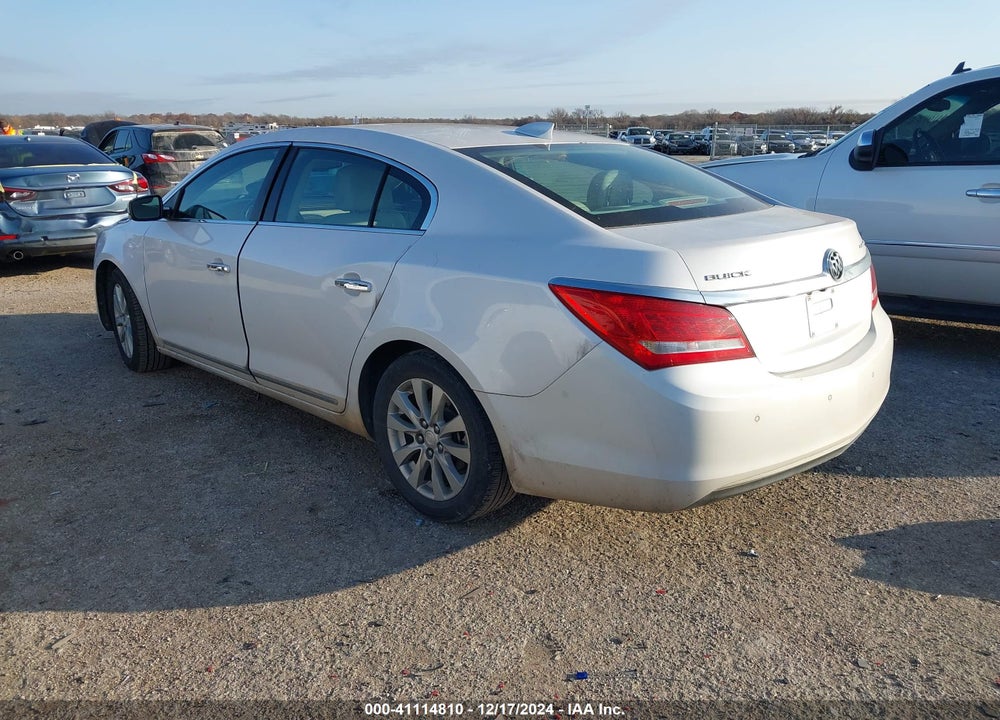 2015 BUICK LACROSSE VIN: 1G4GB5GR1FF312954