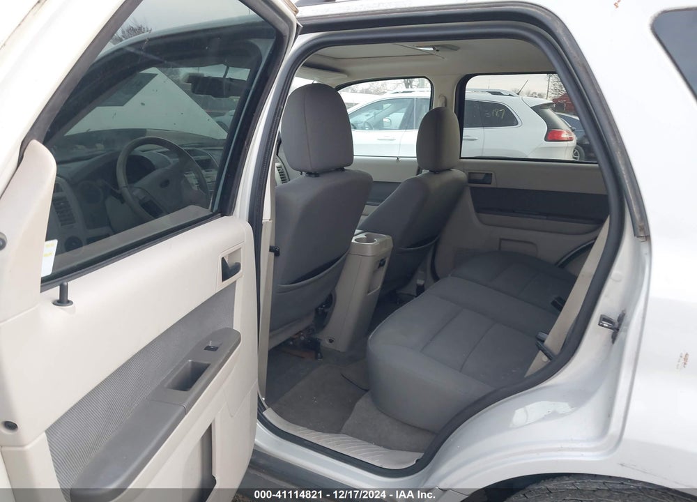 2009 FORD ESCAPE XLT VIN: 1FMCU93G89KA65688
