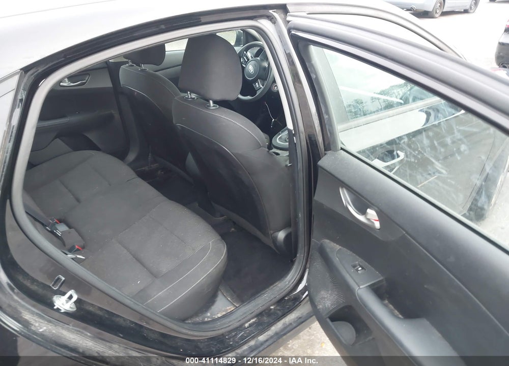 2021 KIA FORTE VIN: 3KPF24AD8ME381333