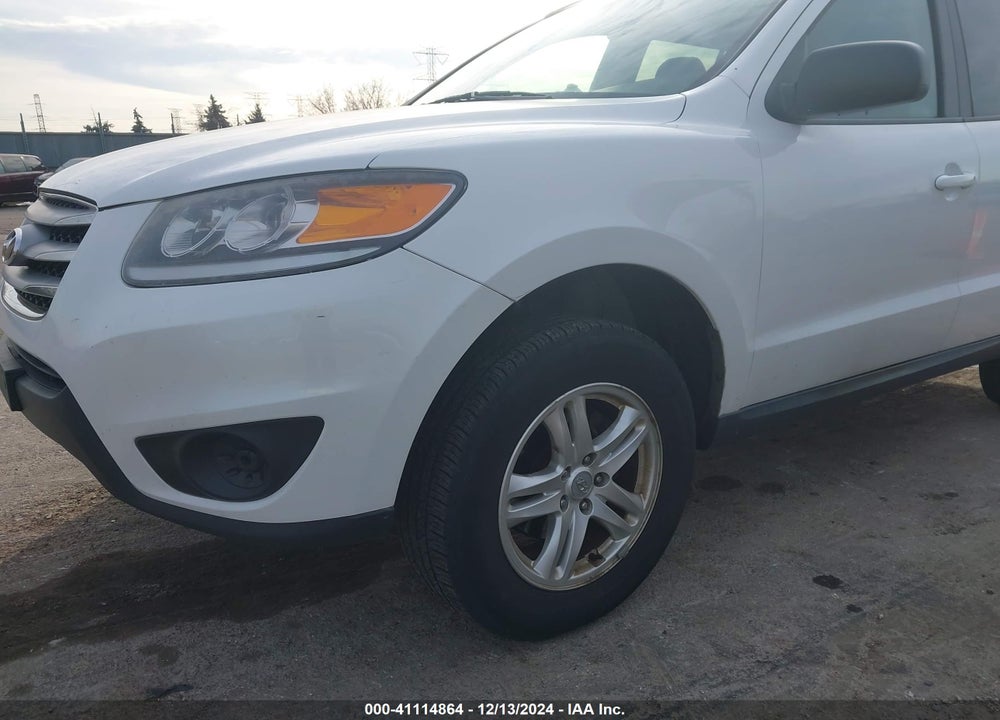 2012 HYUNDAI SANTA FE GLS VIN: 5XYZGDAB2CG145789