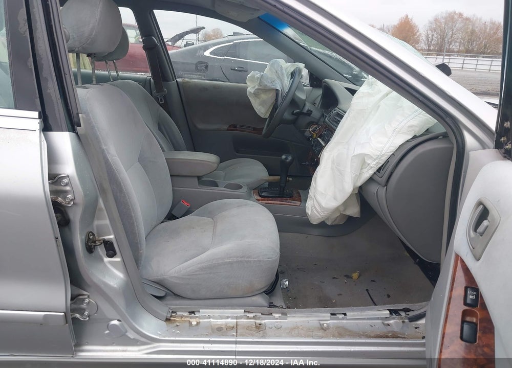 2001 MITSUBISHI GALANT ES VIN: 4A3AA46G81E021886