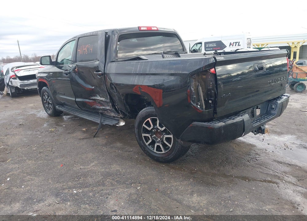 2016 TOYOTA TUNDRA PLATINUM 5.7L V8 VIN: 5TFAW5F13GX514183