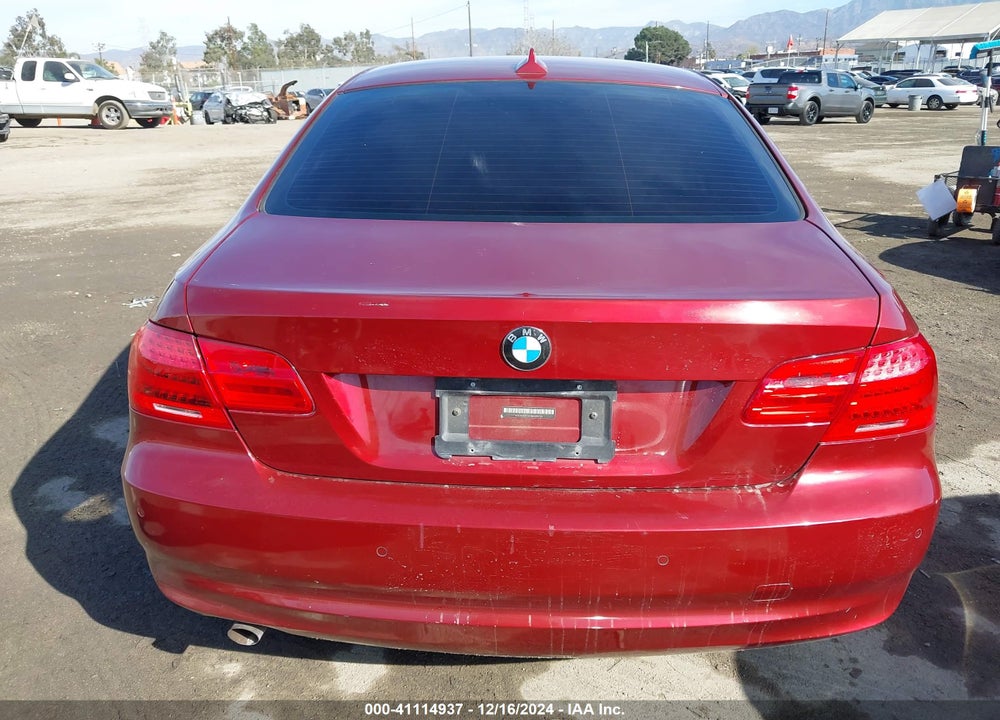 2011 BMW 328I VIN: WBAKE5C57BE429735