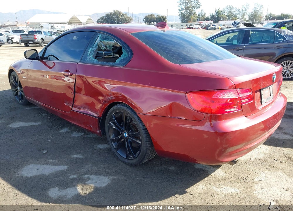 2011 BMW 328I VIN: WBAKE5C57BE429735