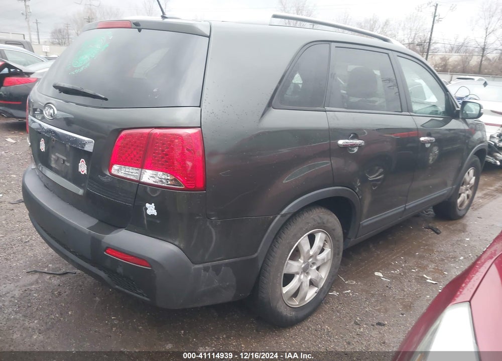 2012 KIA SORENTO LX VIN: 5XYKT3A66CG281269