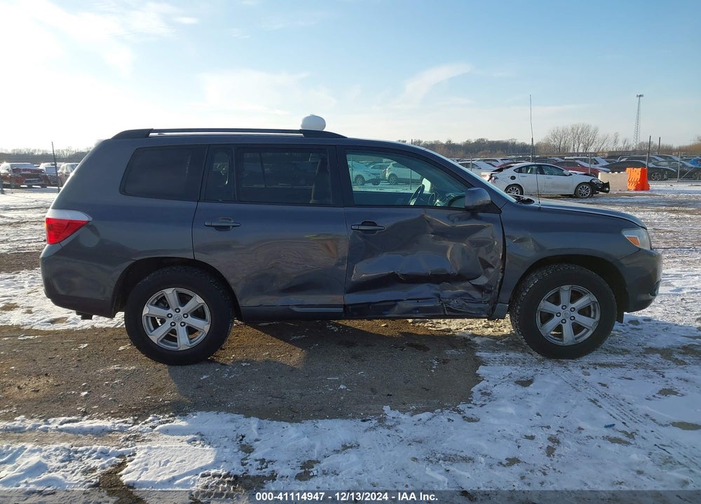 2010 TOYOTA HIGHLANDER BASE V6 VIN: 5TDZK3EH8AS006600