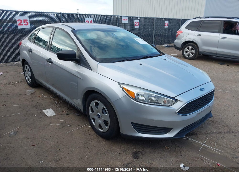 2016 FORD FOCUS S VIN: 1FADP3E24GL344101
