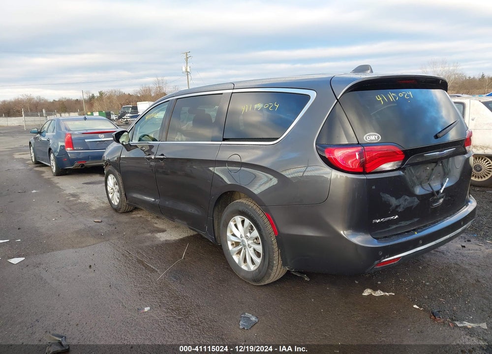 2019 CHRYSLER PACIFICA TOURING PLUS VIN: 2C4RC1FG2KR652815