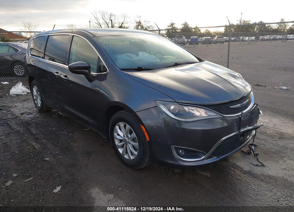 2019 CHRYSLER PACIFICA TOURING PLUS VIN: 2C4RC1FG2KR652815