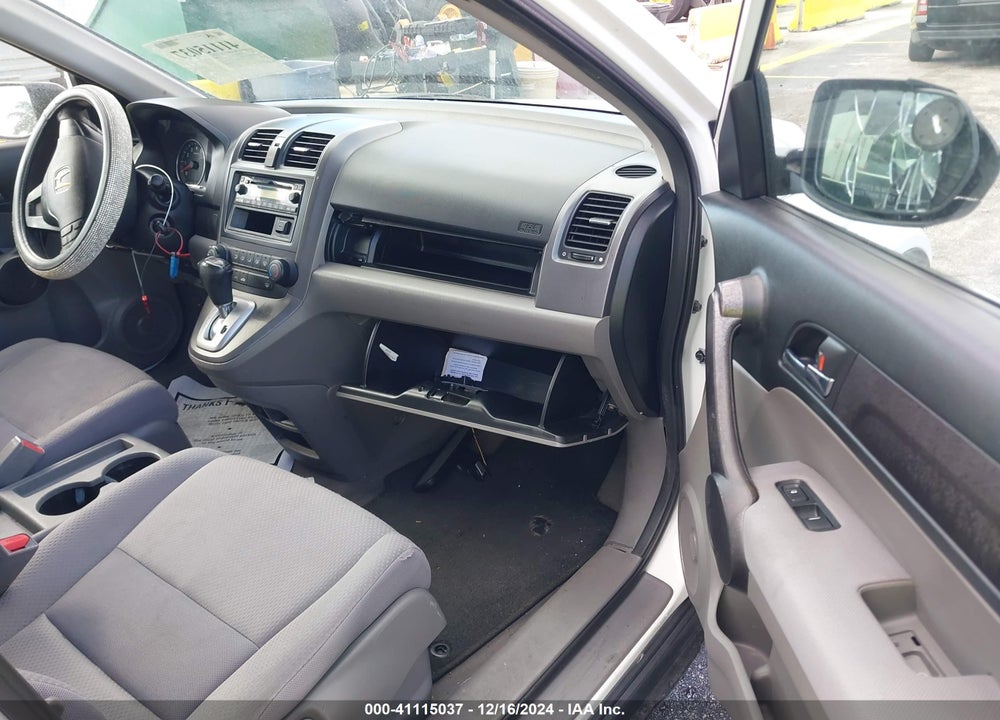 2008 HONDA CR-V LX VIN: JHLRE38338C041664