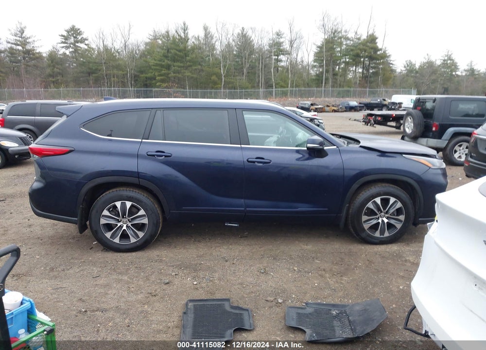 2021 TOYOTA HIGHLANDER XLE VIN: 5TDGZRBH9MS159680