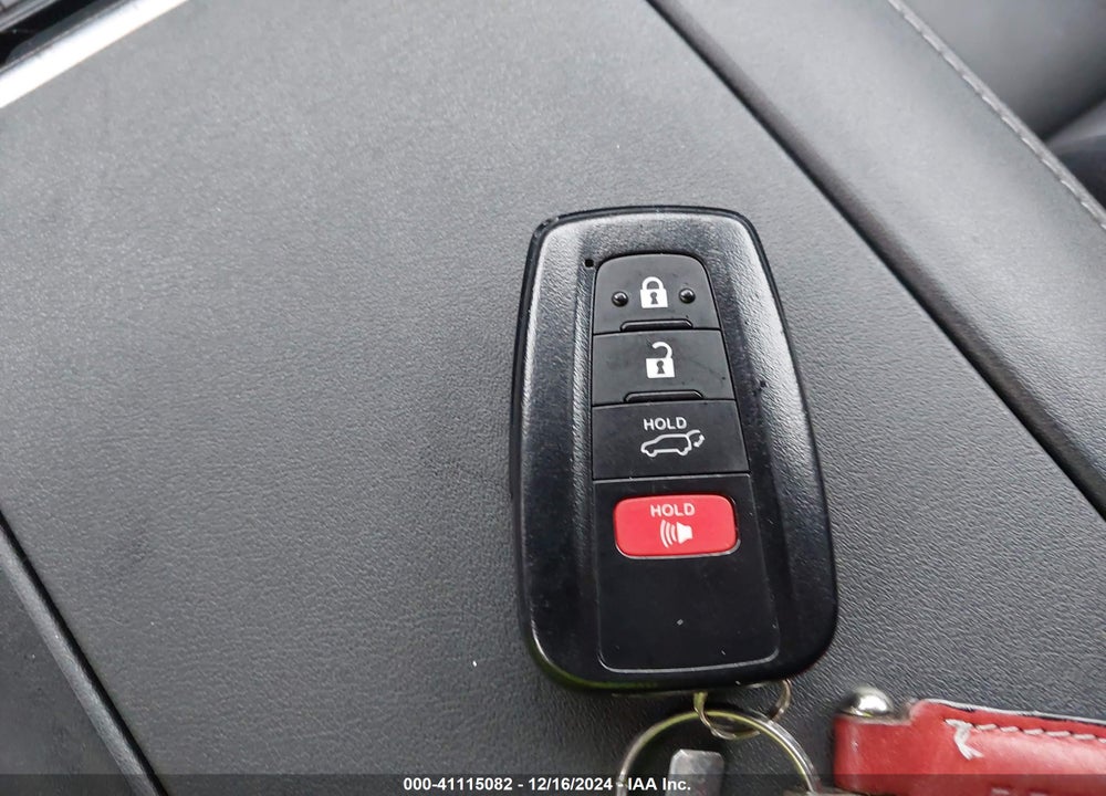 2021 TOYOTA HIGHLANDER XLE VIN: 5TDGZRBH9MS159680