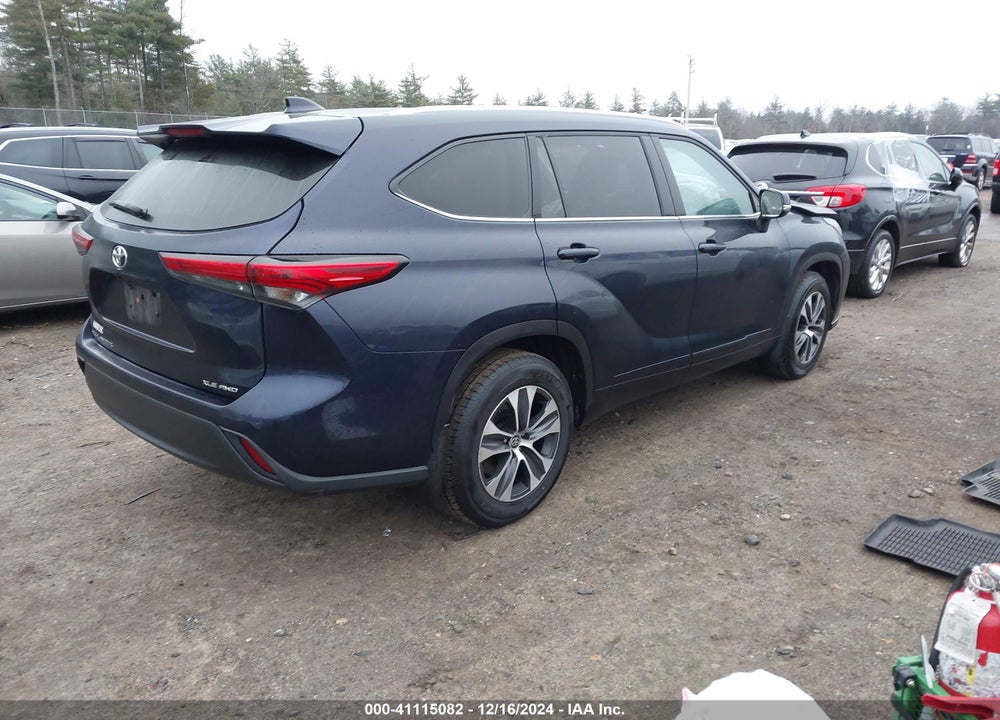 2021 TOYOTA HIGHLANDER XLE VIN: 5TDGZRBH9MS159680