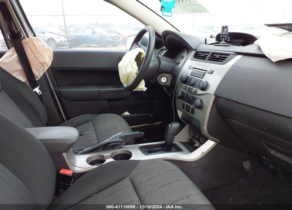 2008 FORD FOCUS VIN: 1FAHP35N18W113071