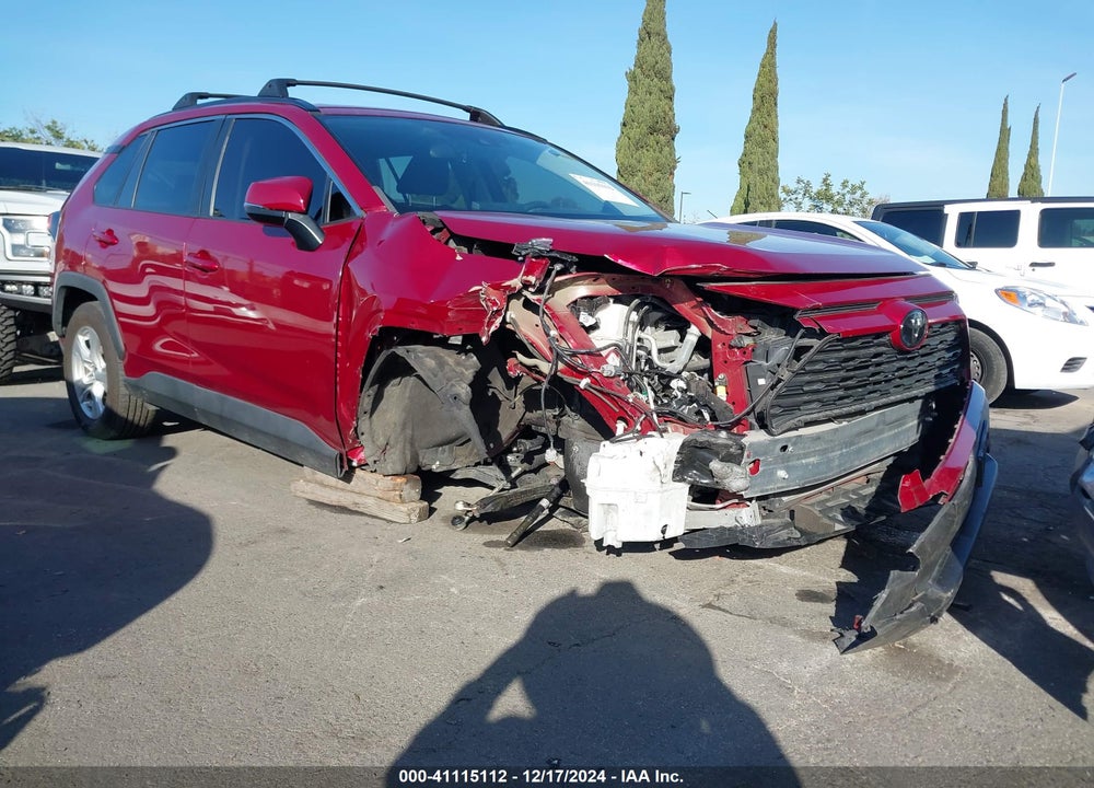 2020 TOYOTA RAV4 XLE VIN: 2T3W1RFV7LW083425