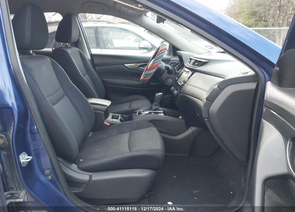 2017 NISSAN ROGUE SV VIN: JN8AT2MT8HW145408
