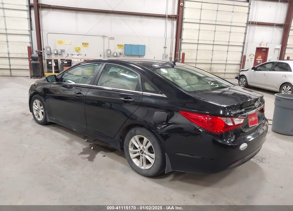 2013 HYUNDAI SONATA GLS VIN: 5NPEB4AC5DH682642