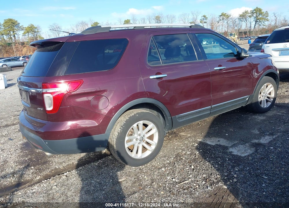 2011 FORD EXPLORER XLT VIN: 1FMHK8D82BGA74814