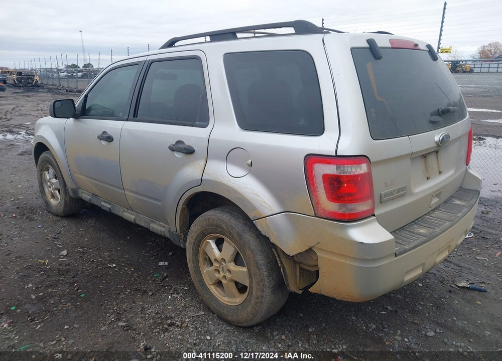 2011 FORD ESCAPE XLS VIN: 1FMCU0C74BKC48250