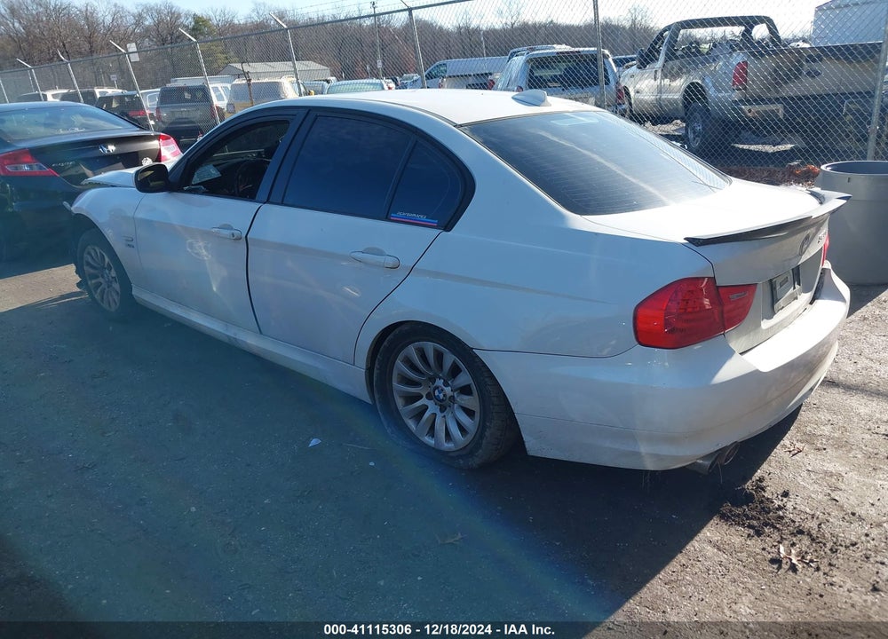 2011 BMW 328I XDRIVE VIN: WBAPK5C57BF123675