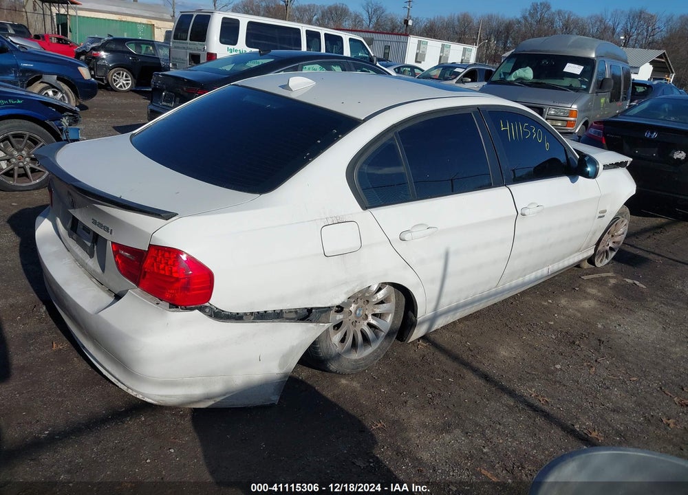 2011 BMW 328I XDRIVE VIN: WBAPK5C57BF123675