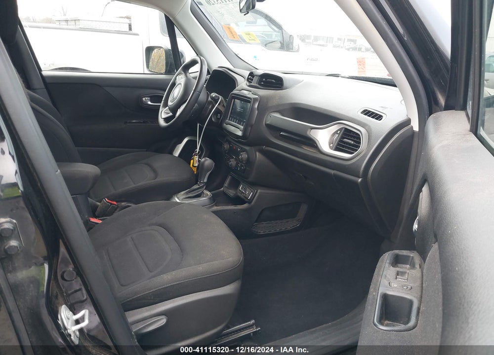 2018 JEEP RENEGADE LATITUDE FWD VIN: ZACCJABB6JPJ22594